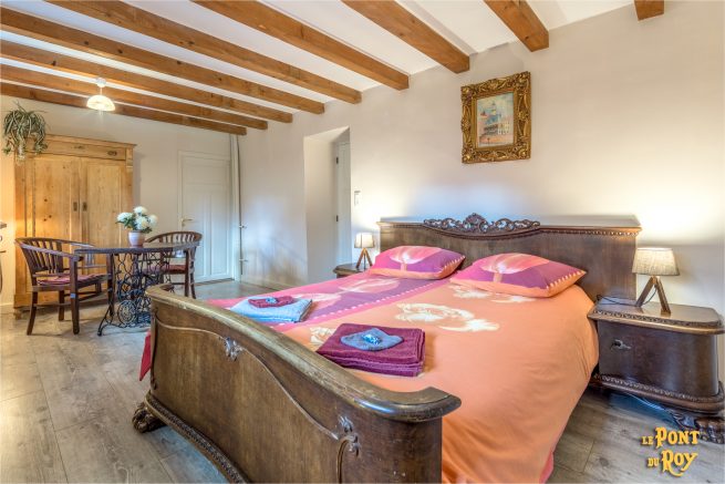 XVIDIA - Le Pont Du Roy Bed & Breakfast | Besse France